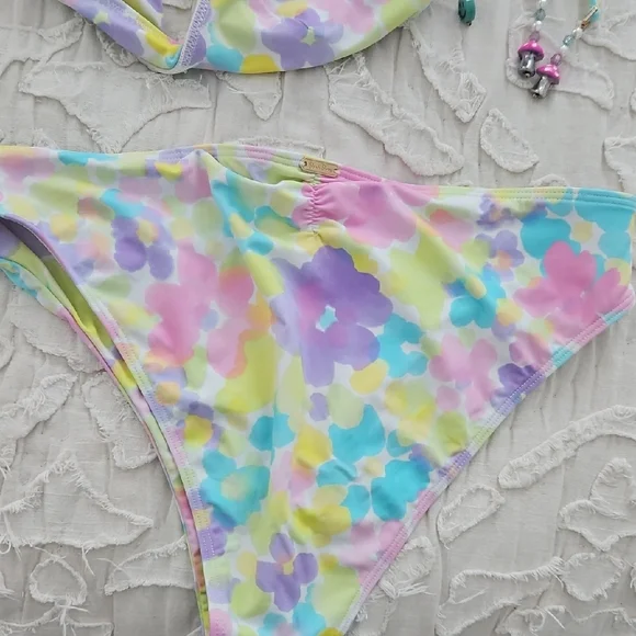 Floral Pastel Bikini Set - Picture 5 of 5